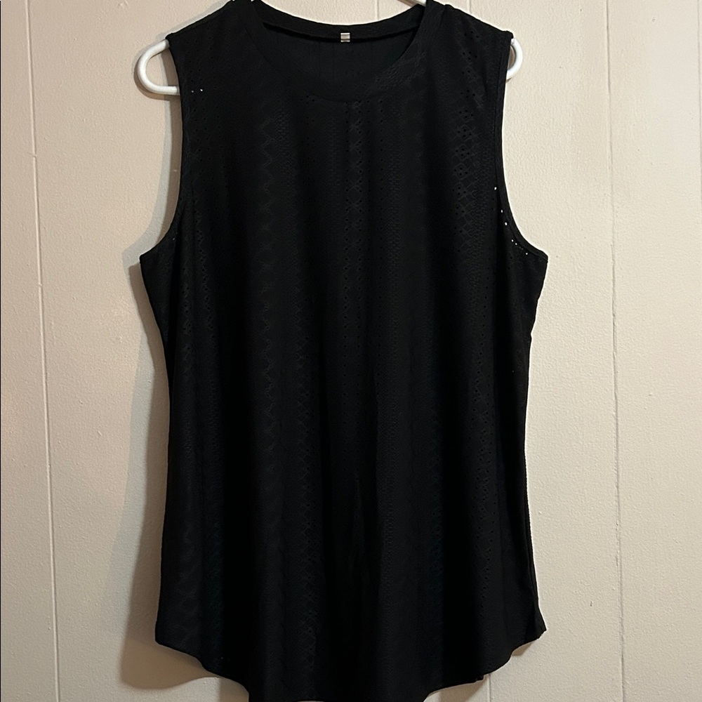 Sleeveless Black Top Flared Bottom Size 2XL
